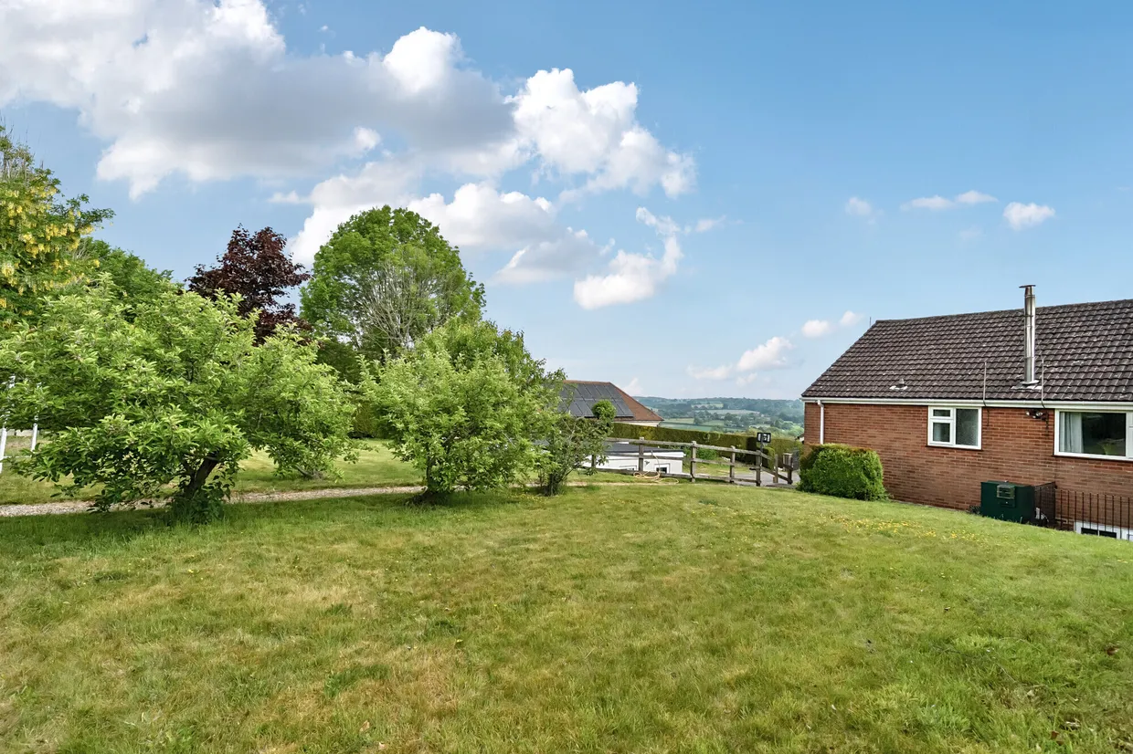 Shalbourne, Marlborough, SN8 photo 13
