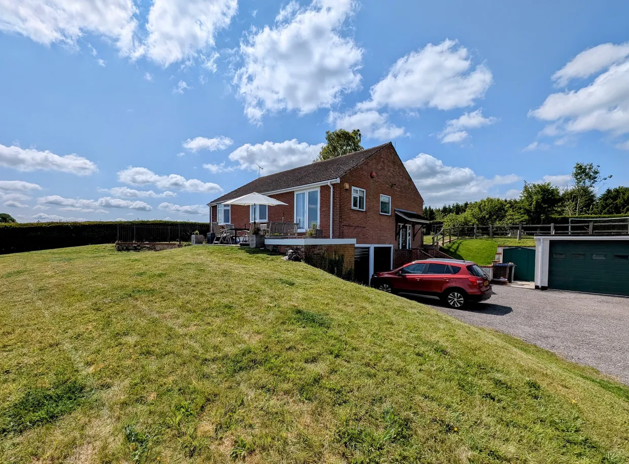Shalbourne, Marlborough, SN8 photo 18
