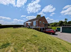 Shalbourne, Marlborough, SN8 photo 18