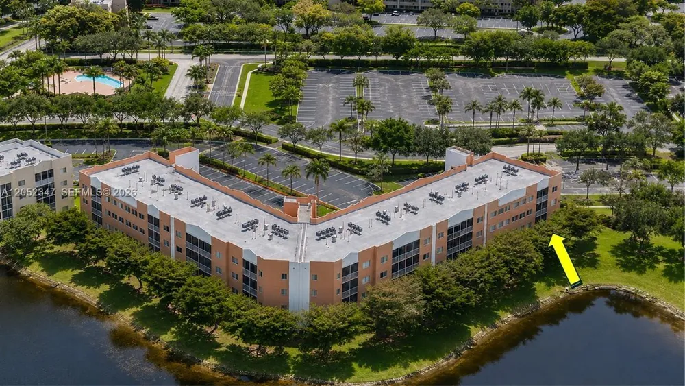 7735 Yardley Dr, Tamarac, FL 33321