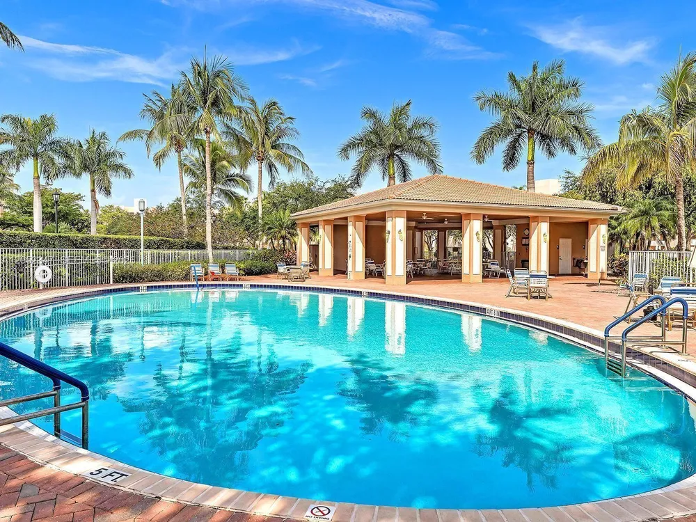 7735 Yardley Dr, Tamarac, FL 33321