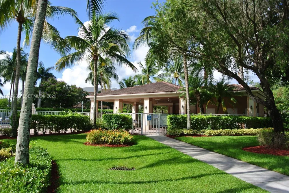 7735 Yardley Dr, Tamarac, FL 33321