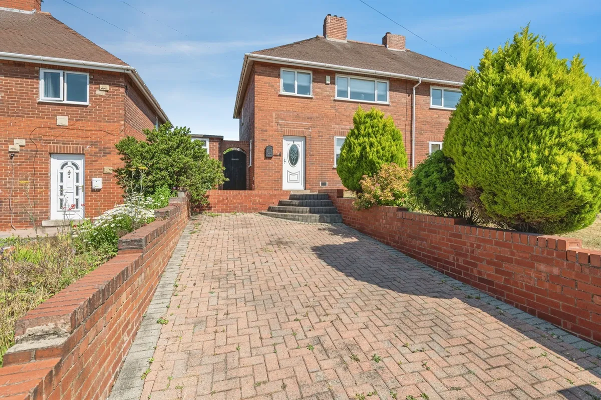 Dimplewells Road, Ossett