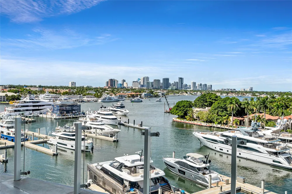 2241 SE 17th St, Fort Lauderdale, FL 33316