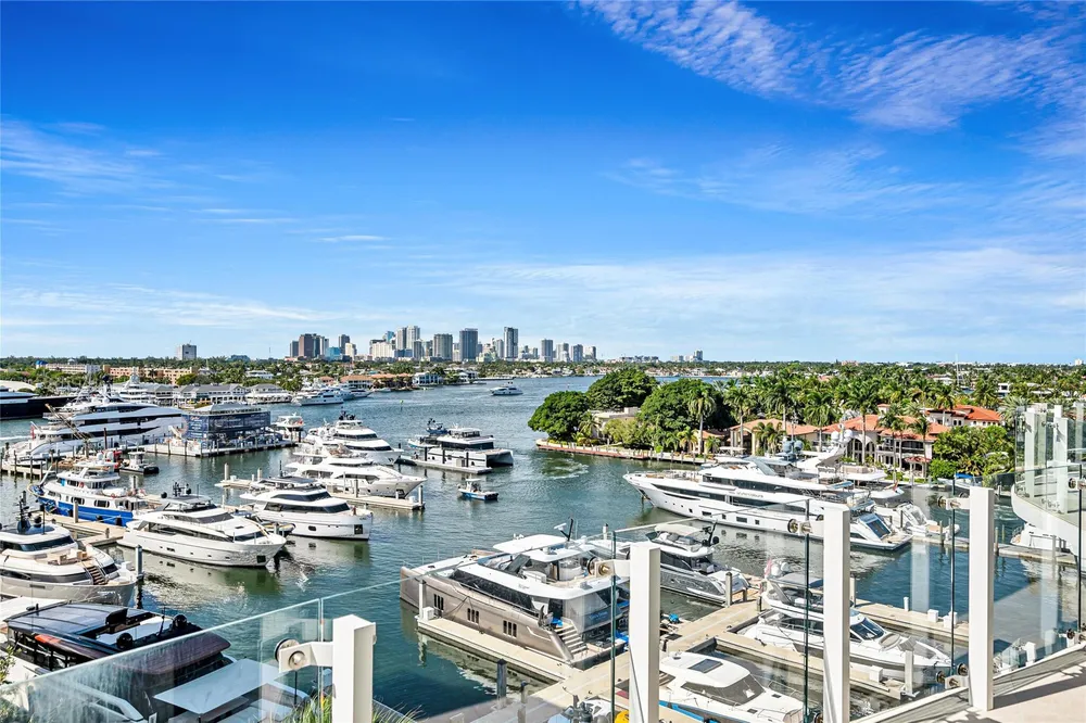 2241 SE 17th St, Fort Lauderdale, FL 33316