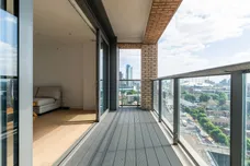 East Ferry Road, E14 photo 5