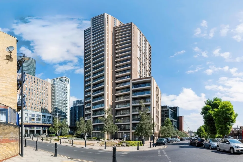 East Ferry Road, E14 photo 6