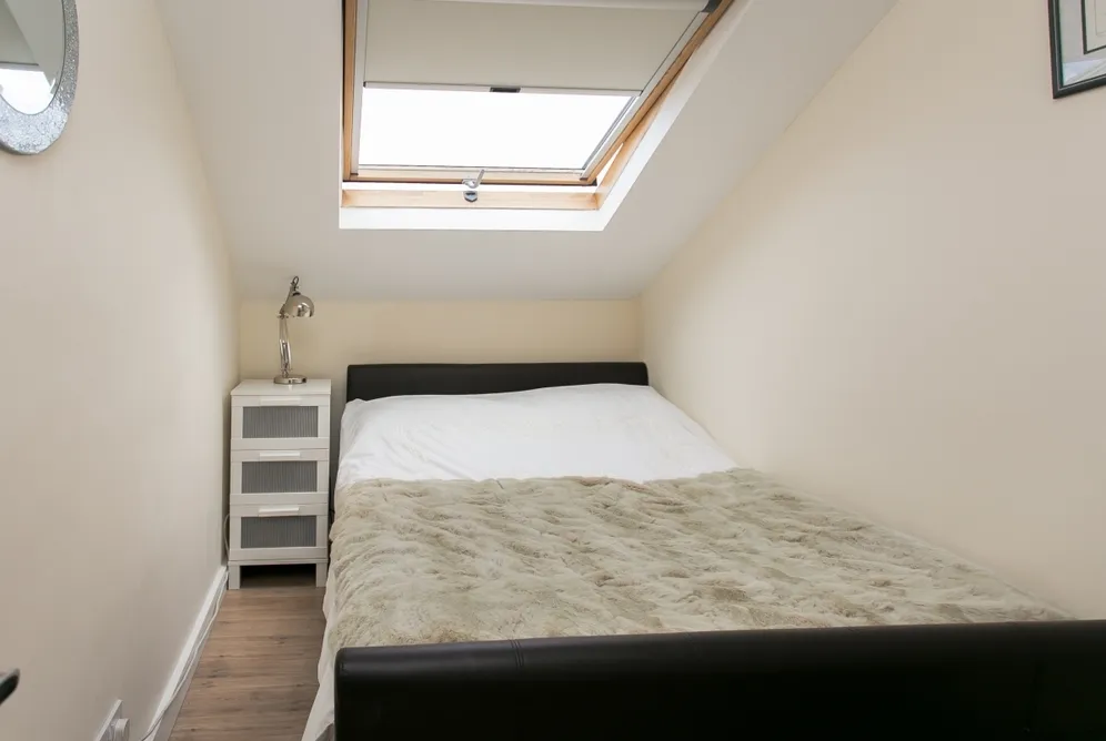 Sistova Road London SW12 photo 6