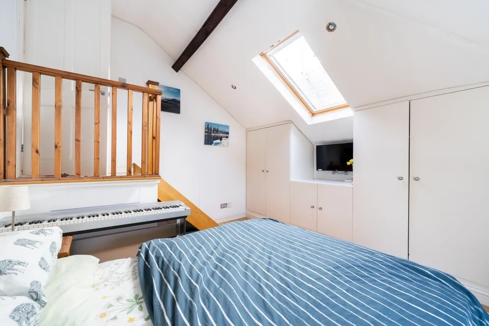 Fordwych Road London NW2 photo 6