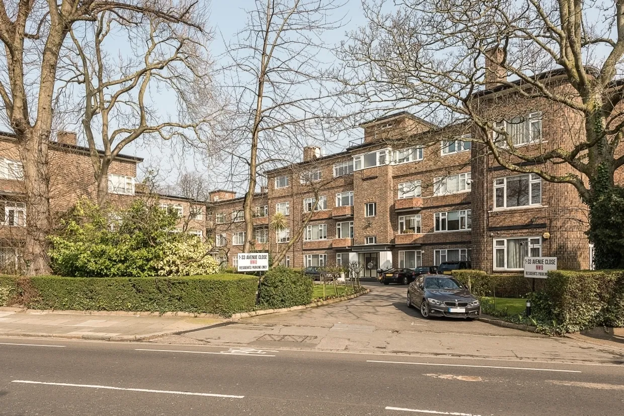 Avenue Road London NW8 photo 14