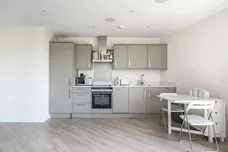 Friern Barnet Road London N11 photo 2
