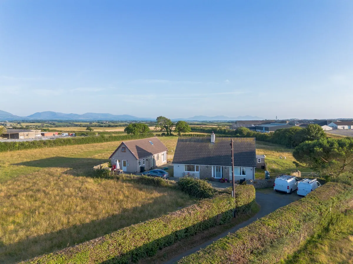 Lon Groes, Gaerwen, Isle of Anglesey, LL60