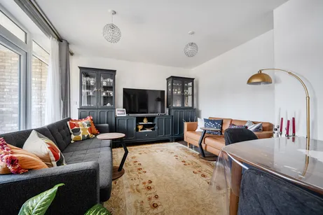 2 Dollis Valley Drive, High Barnet, EN5