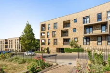 2 Dollis Valley Drive, High Barnet, EN5 photo 17
