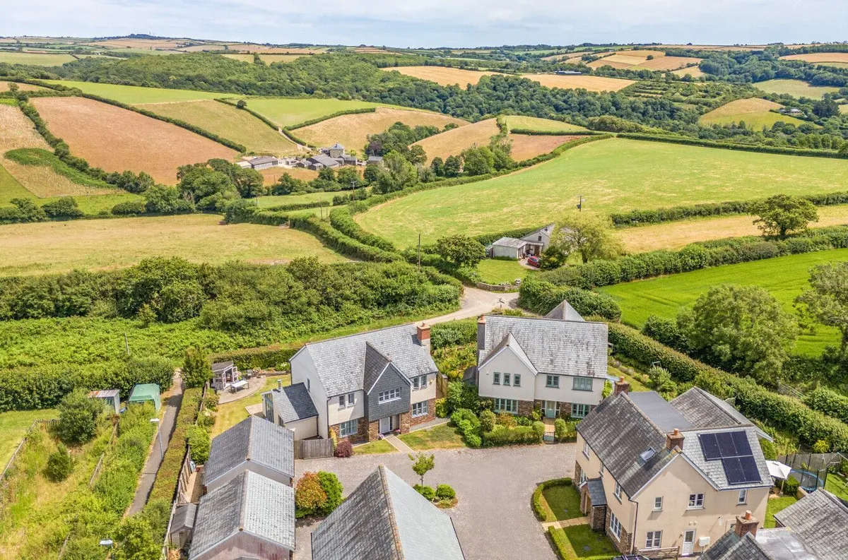 Chestnut Way, Loddiswell