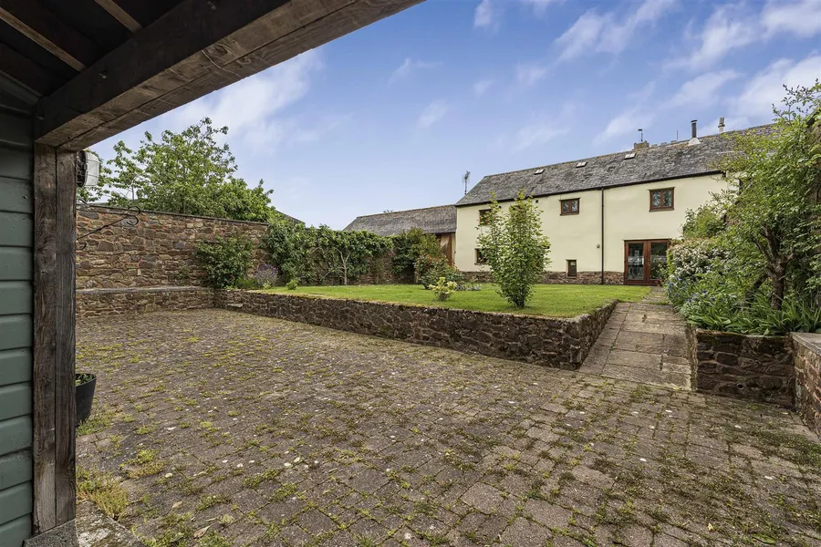 Property Image 37