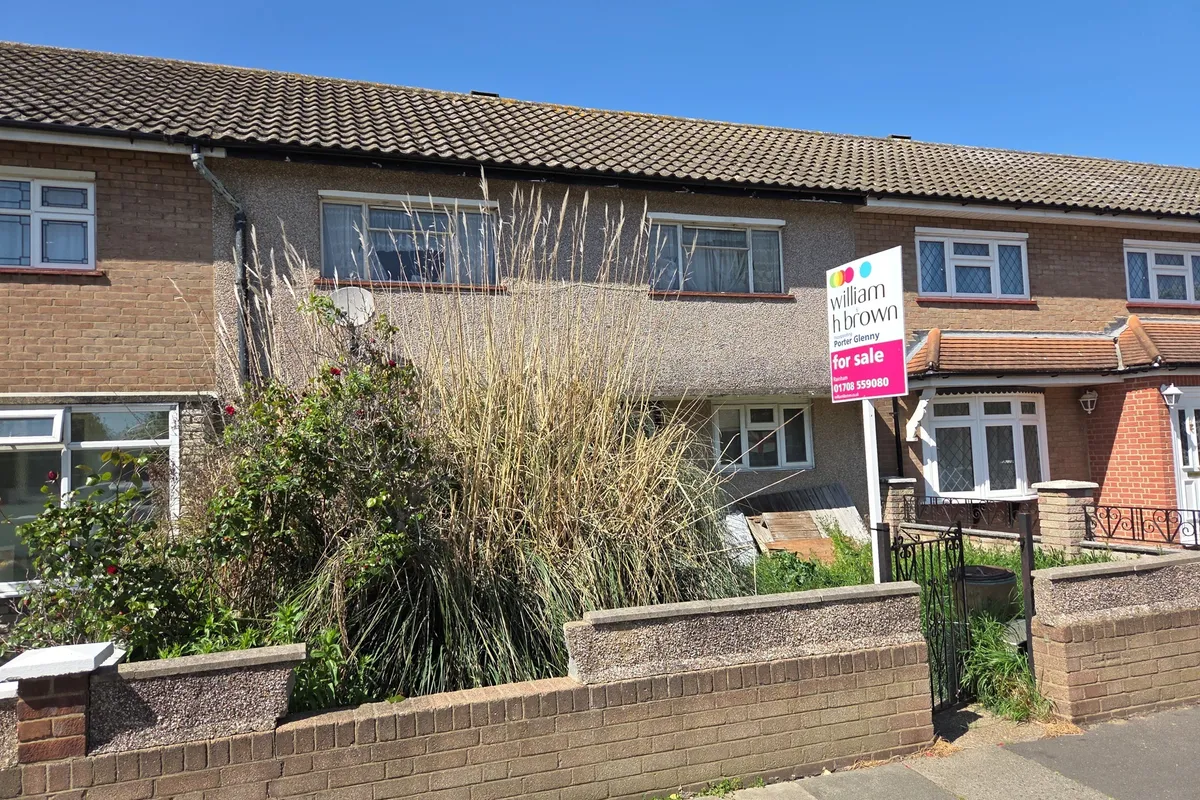Harlow Road, Rainham