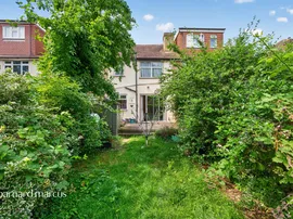 Sandringham Road, Worcester Park thumb 3