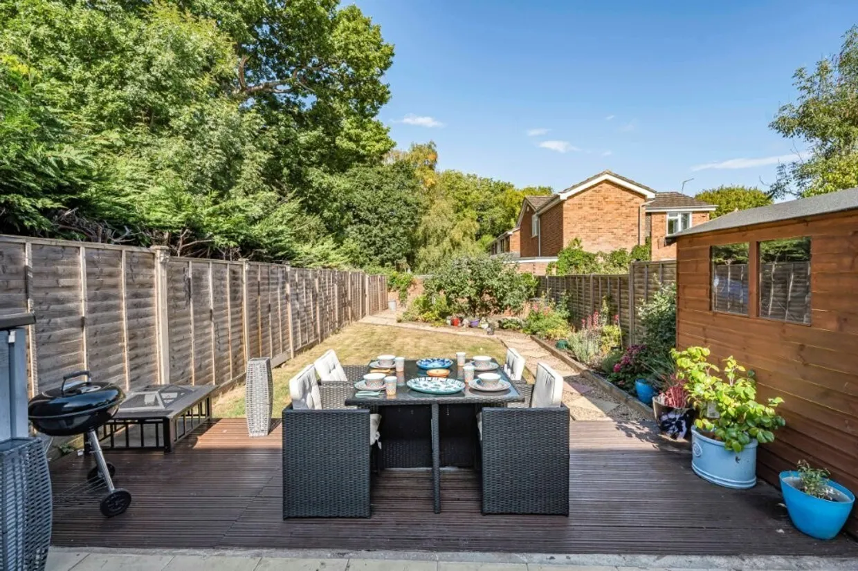 Ringway Road, St. Albans, AL2 photo 13