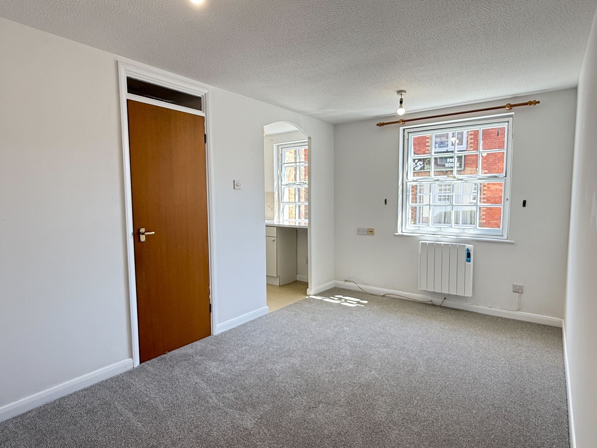 Eastgate Gardens, Taunton Image 7