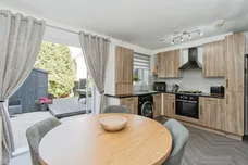 Bluebell Mews, CASTLEFORD