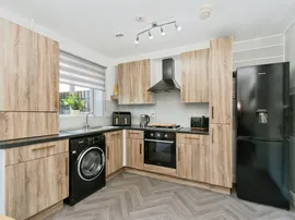 Bluebell Mews, CASTLEFORD thumb 3