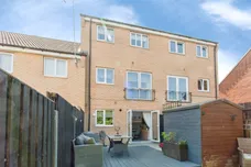 Bluebell Mews, CASTLEFORD