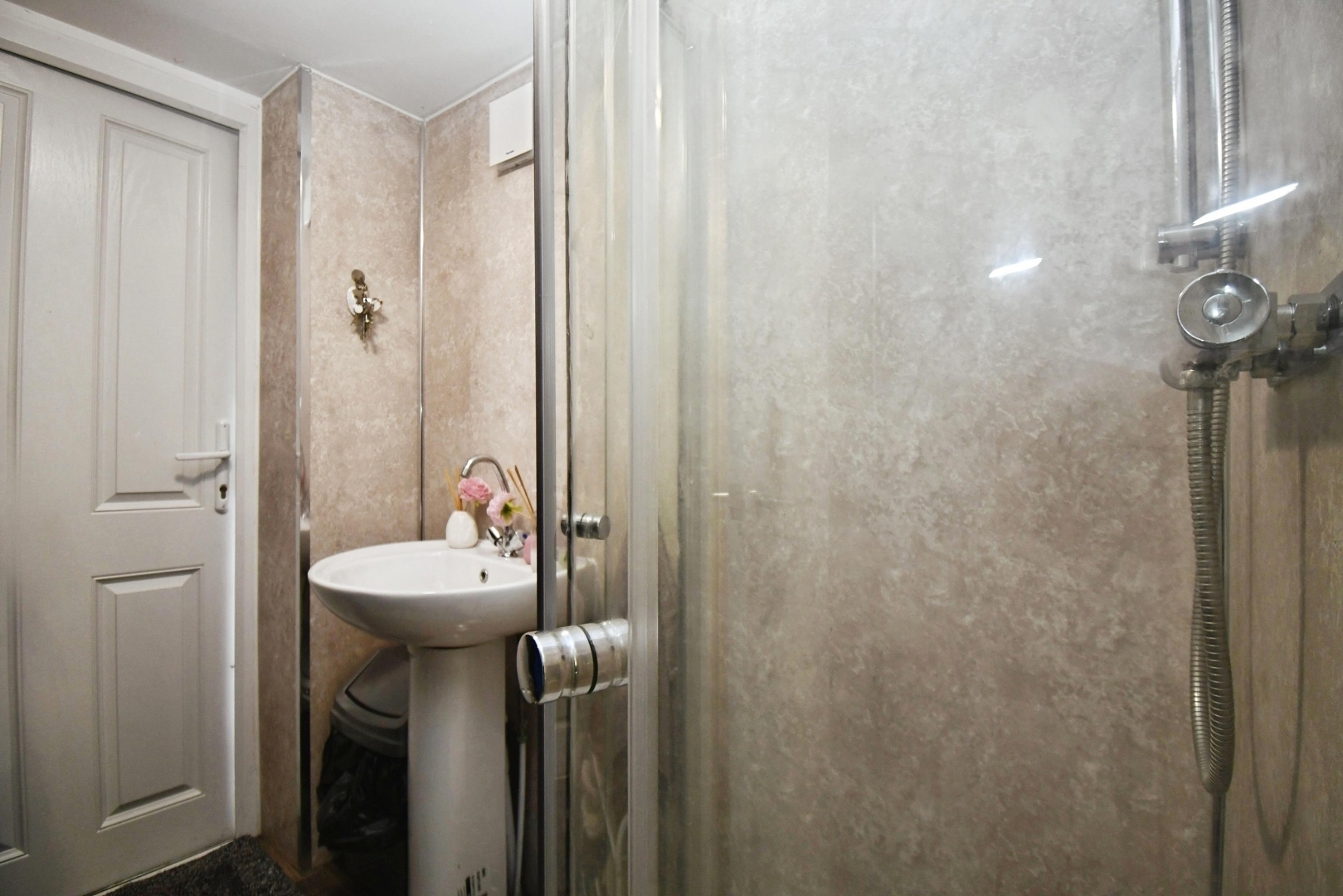 Sutton Road, Hull Image 11