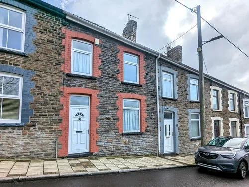 Birchgrove Street, PORTHphoto