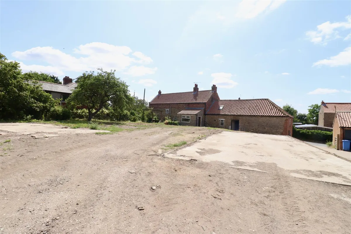 Nordham, North Cave, Brough