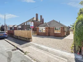 Chequerfield Avenue, Pontefract photo