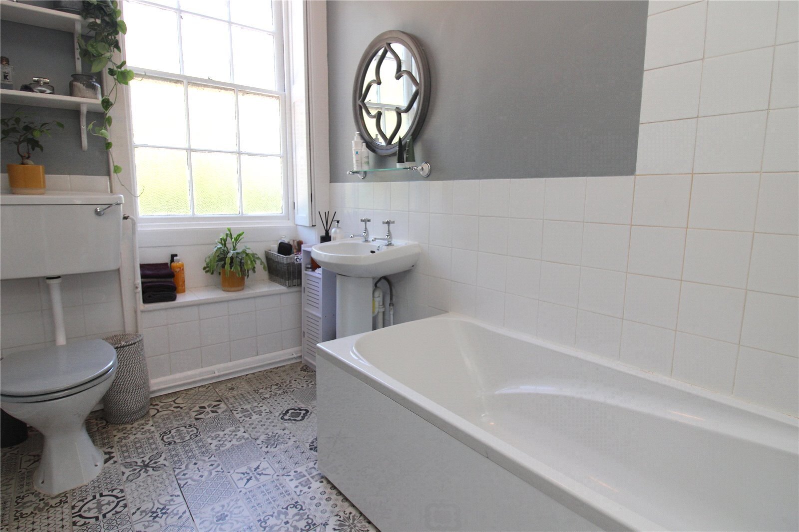Titchfield Lane, Wickham, Fareham, Hampshire, PO17 Image 8