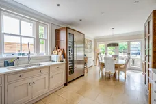 Burgh Heath Road, Epsom, KT17 photo 2