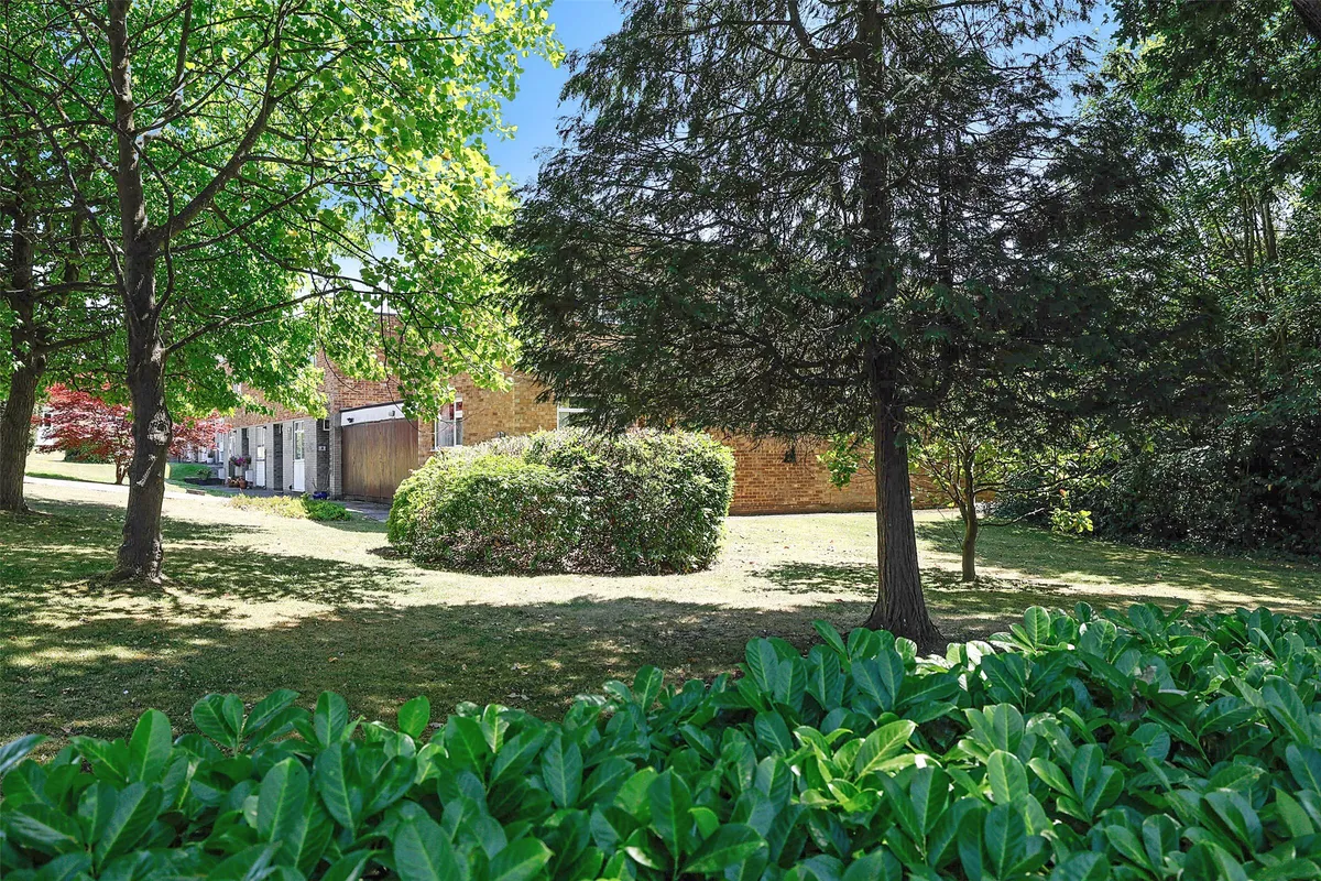 Conifer Close, Reigate, Surrey, RH2