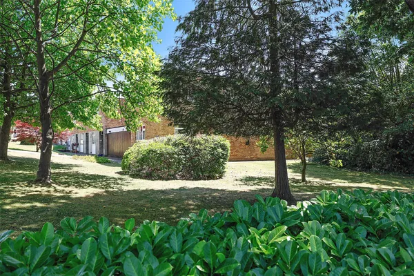 Conifer Close, Reigate, Surrey, RH2