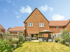 Prince Drive, Shrivenham, Swindon thumb 2