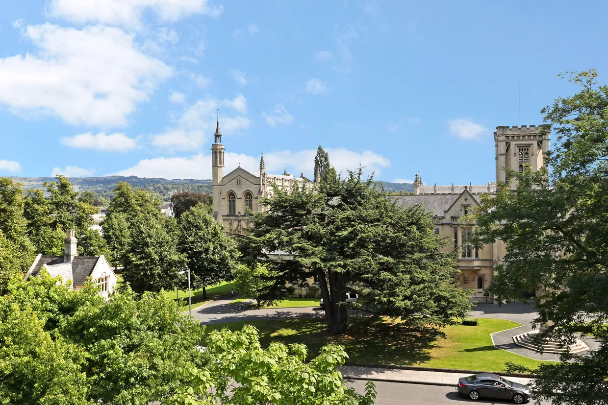 Montpellier Grove, Cheltenham, GL50 photo 1