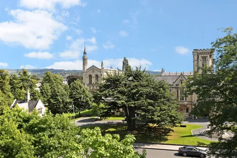 Montpellier Grove, Cheltenham, GL50