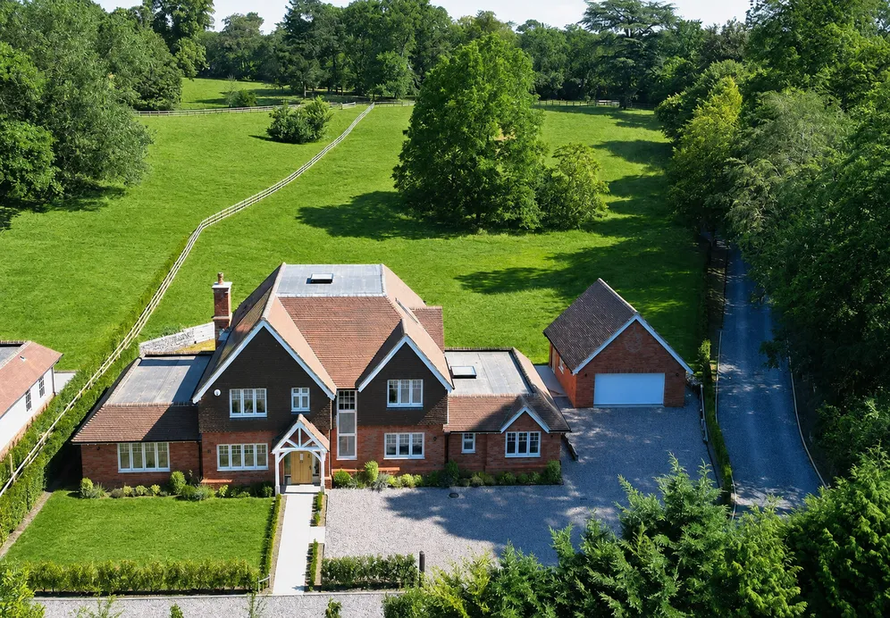 Arkell Park, Arkell Lane, Farnham, GU10 photo 3