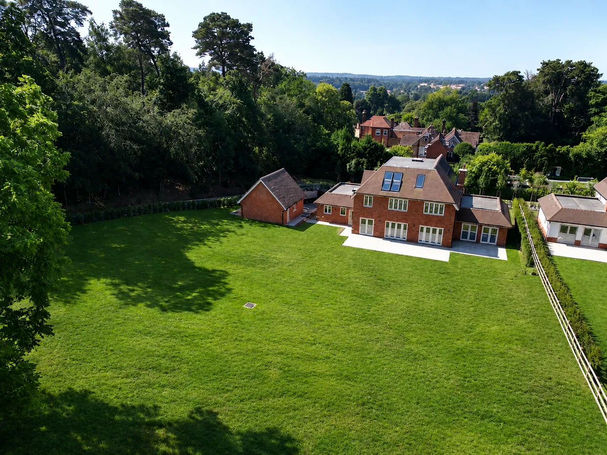 Arkell Park, Arkell Lane, Farnham, GU10 photo 4