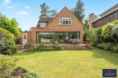 Mentone Avenue, Aspley Guise, MK17