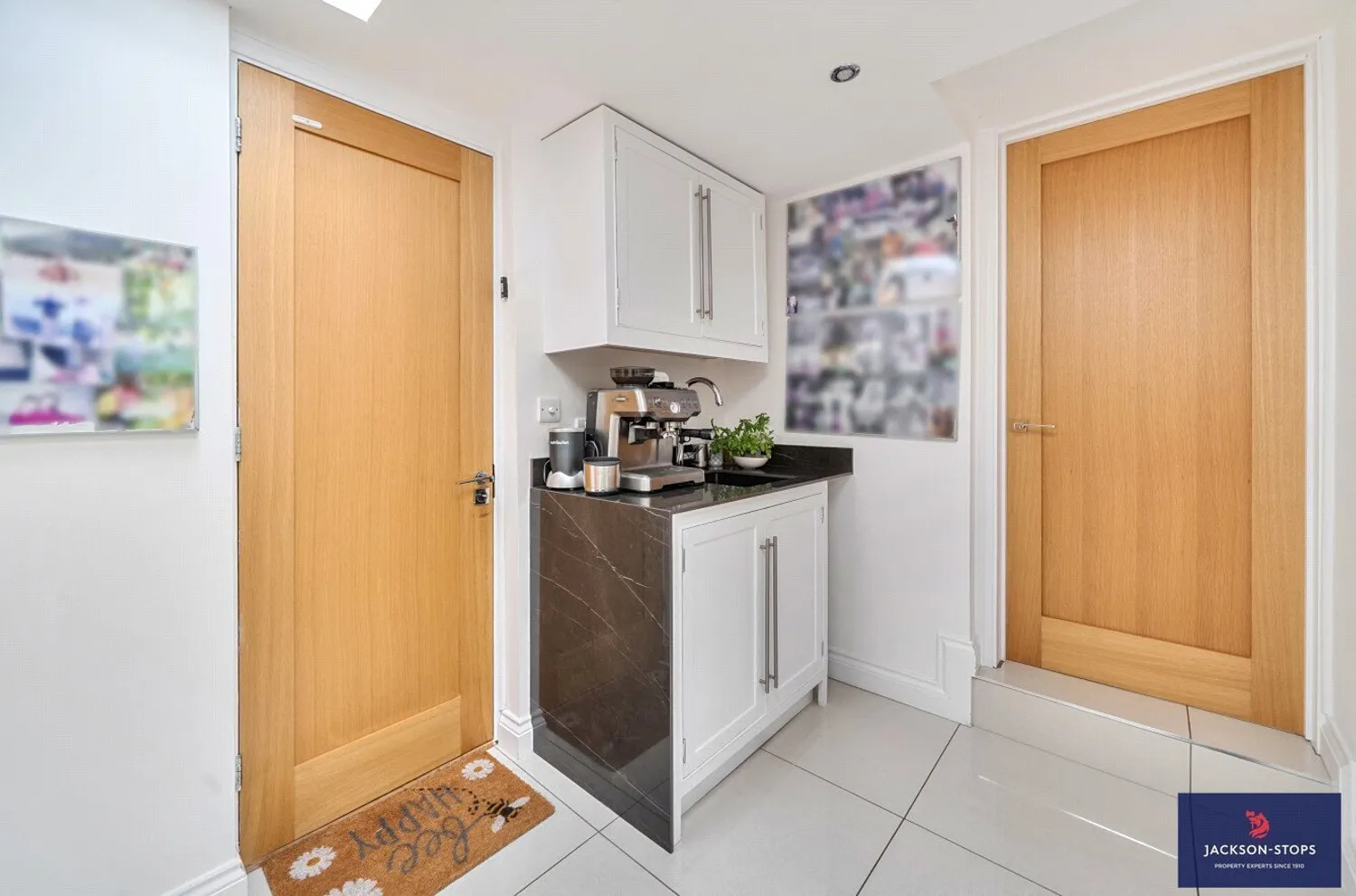 Mentone Avenue, Aspley Guise, MK17 photo 14