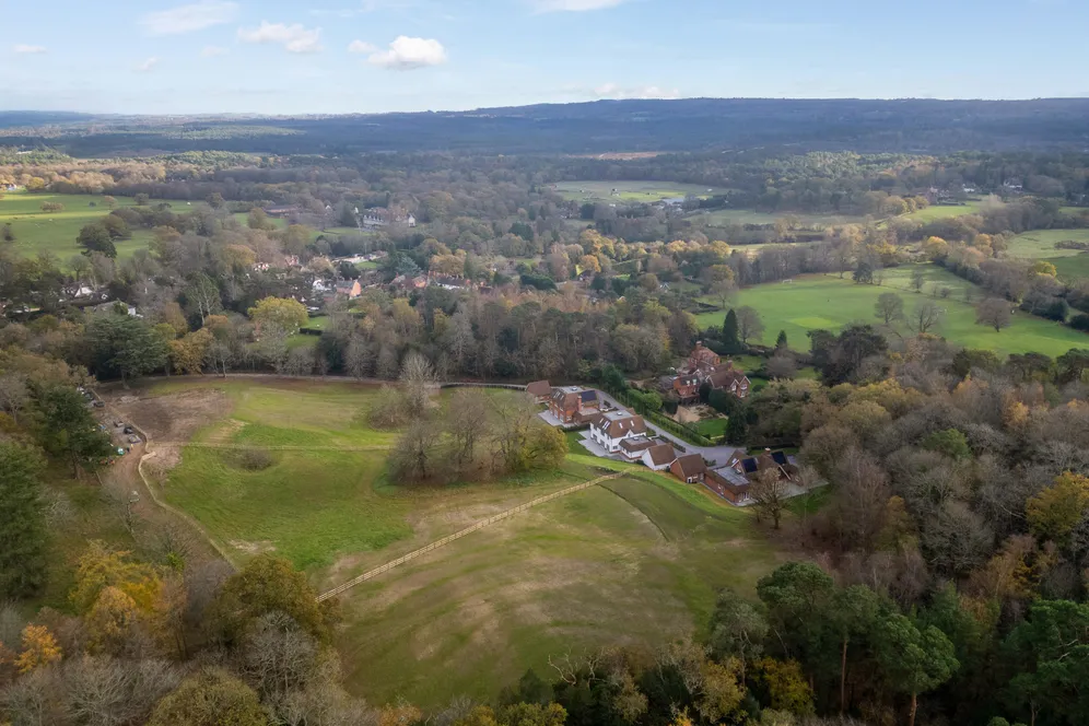 Arkell Park, Arkell Lane, Farnham, GU10 photo 6