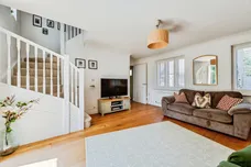 Willowbank, Witney