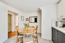 Willowbank, Witney