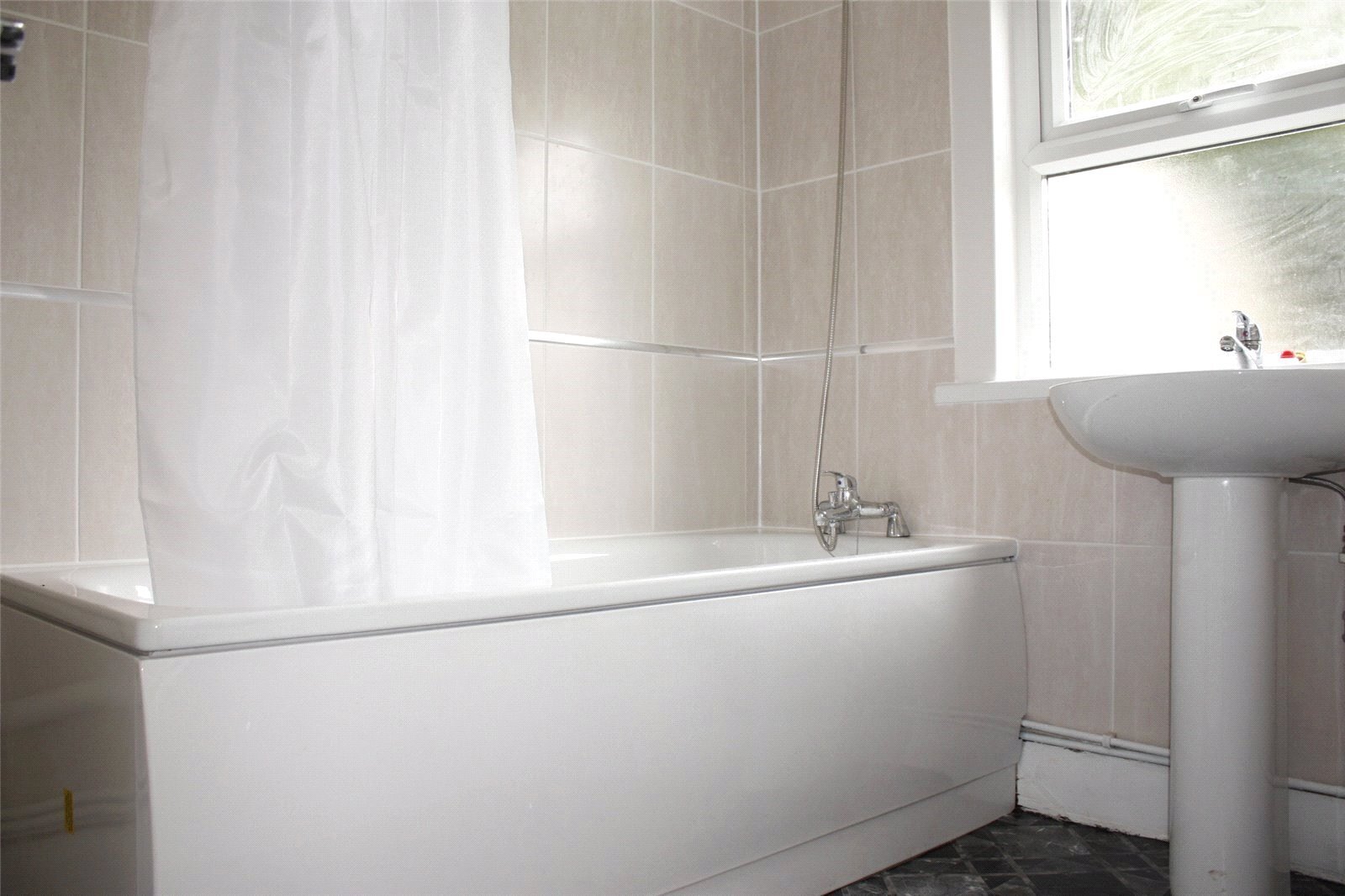 Grove Green Road, Leytonstone, London, E11 Image 7