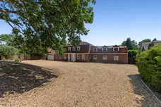 Reading Road, Eversley, RG27 photo 5