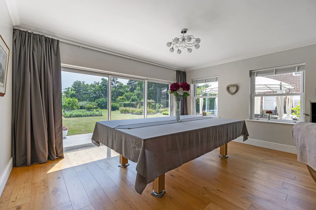 Reading Road, Eversley, RG27 photo 13