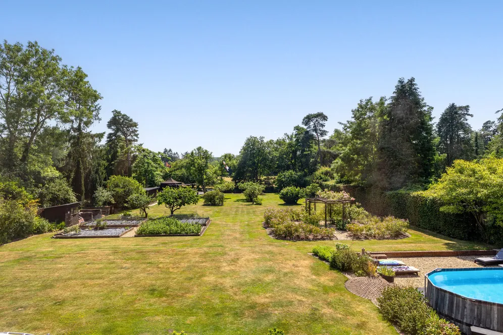 Reading Road, Eversley, RG27 photo 23