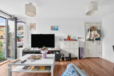 Broadwater Road, London
